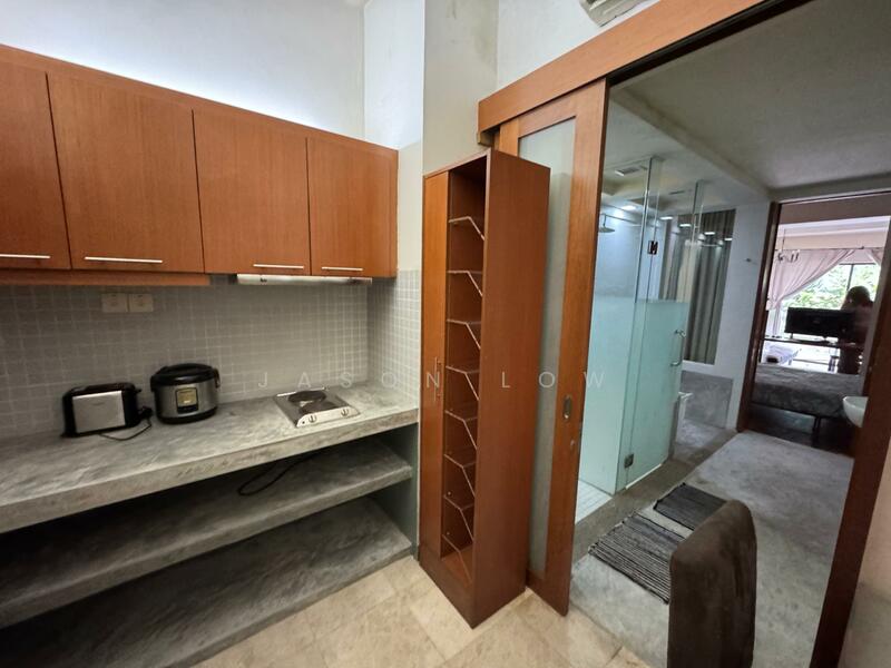 For Rent - 10 Semantan Suites