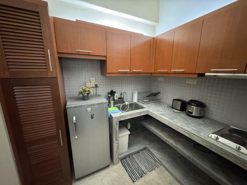 For Rent - 10 Semantan Suites