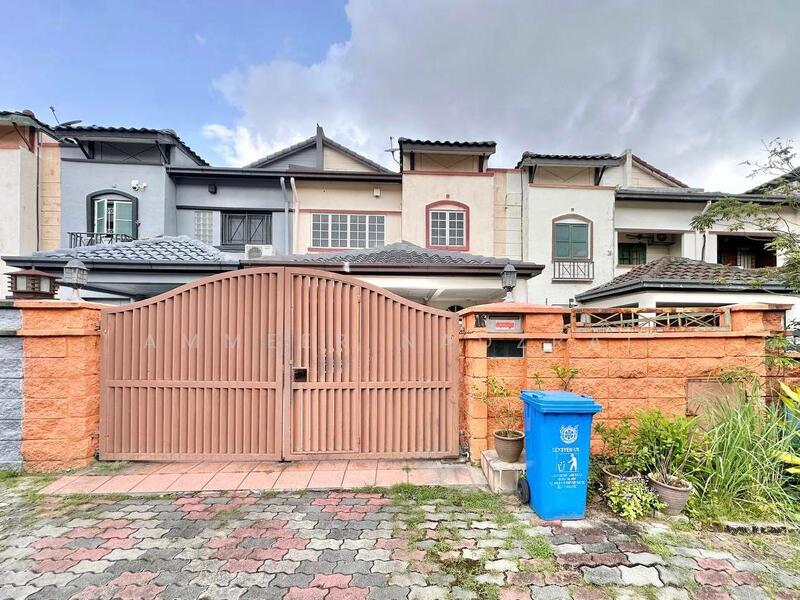 Jalan Kubah, Bukit Jelutong