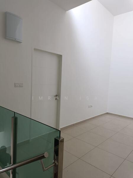 2-storey Terraced House for Sale in Taman Ara Sendayan (Bandar Sri Sendayan) - Imran Isa - PropertyGuru.com.my