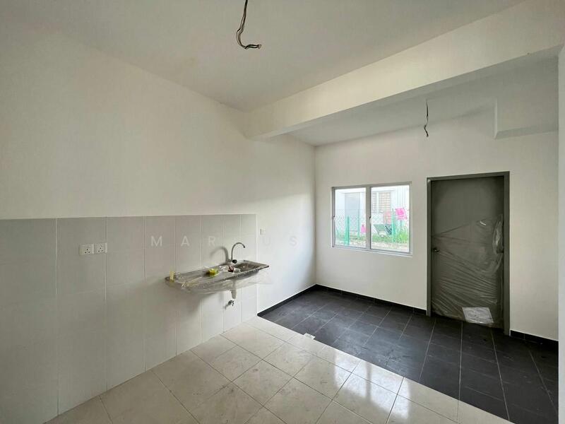 Untuk Dijual - 2-storey Terrace House 18x85 (27' Backyard) at Telok Panglima Garang