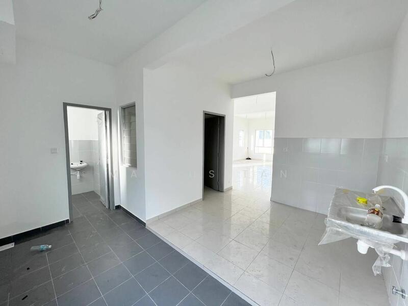 Untuk Dijual - 2-storey Terrace House 18x85 (27' Backyard) at Telok Panglima Garang