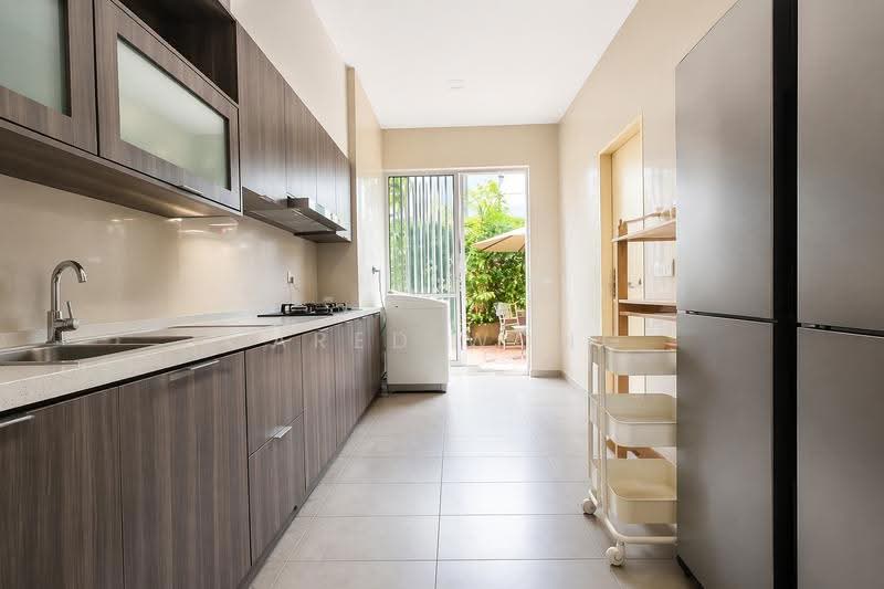 Bungalow House for Sale in Lakefront Villa (Cyberjaya) - Jared Wong - Kitchen - PropertyGuru.com.my