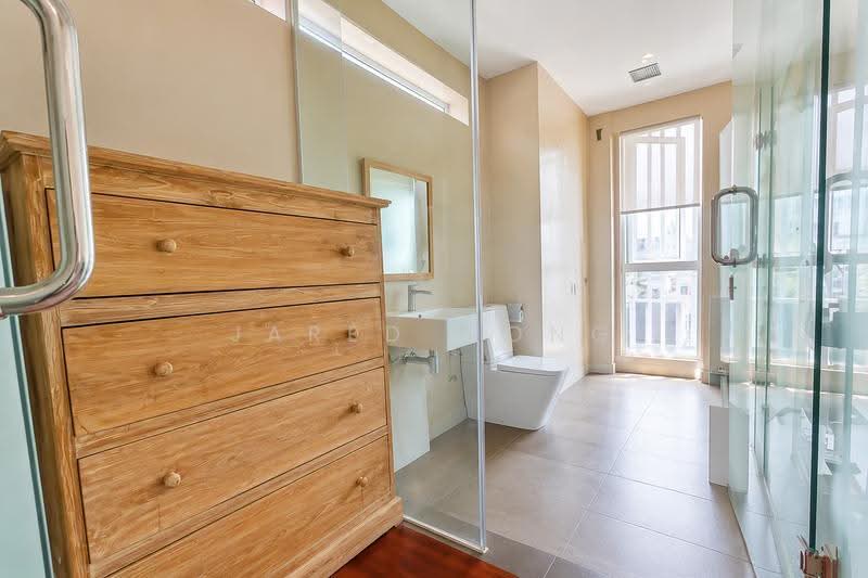 Bungalow House for Sale in Lakefront Villa (Cyberjaya) - Jared Wong - Bathroom - PropertyGuru.com.my