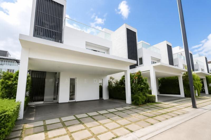 Bungalow House for Sale in Lakefront Villa (Cyberjaya) - Jared Wong - Exterior - PropertyGuru.com.my