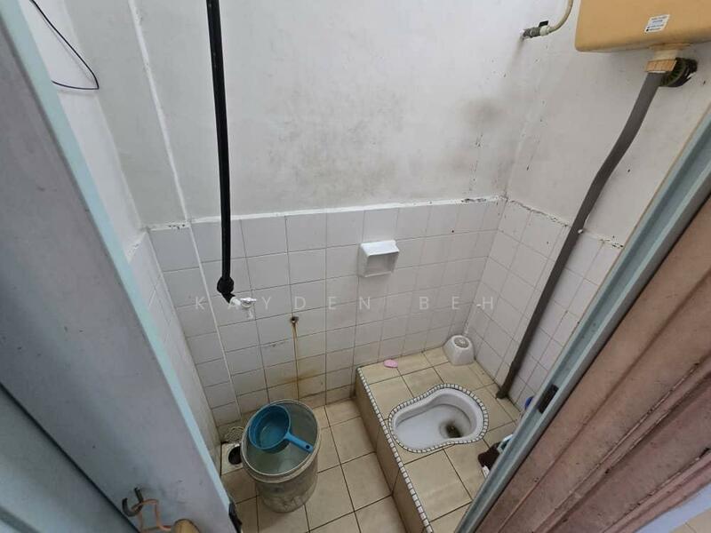 Untuk Dijual - Flat Taman Perling