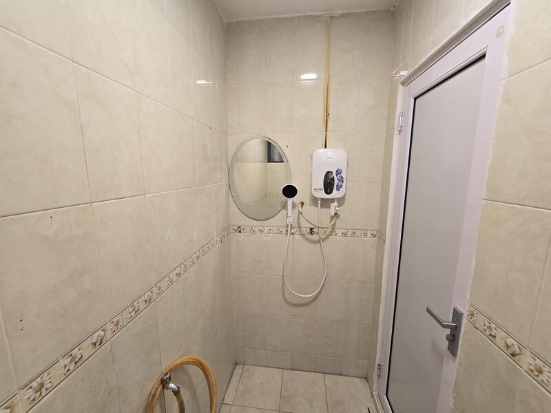 Untuk Disewa - Taman Daya - Jalan Pinang 3, 4