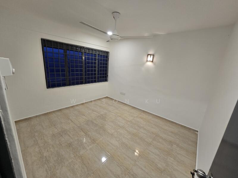 Untuk Disewa - Taman Daya - Jalan Pinang 3, 4