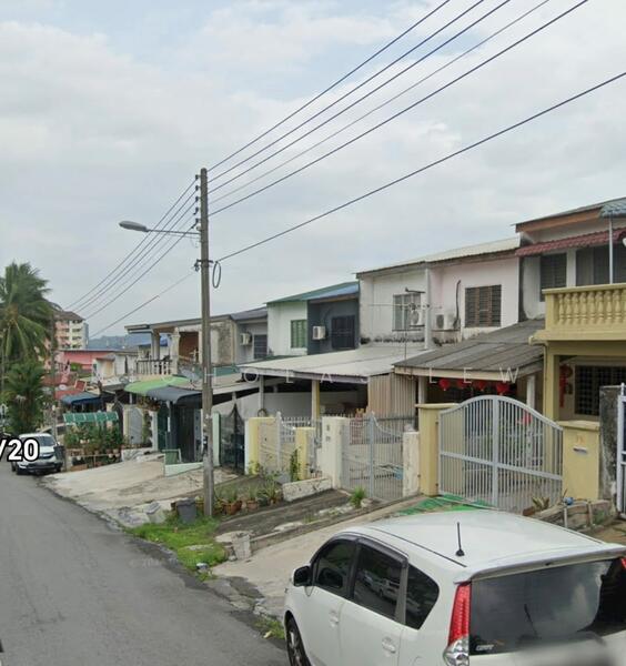 Untuk Disewa - Taman Bukit Serdang Seksyen 5