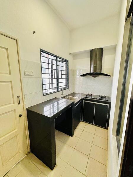 2-storey Terraced House for Sale in Laman Glenmarie (Shah Alam) - Erin Yusof - PropertyGuru.com.my
