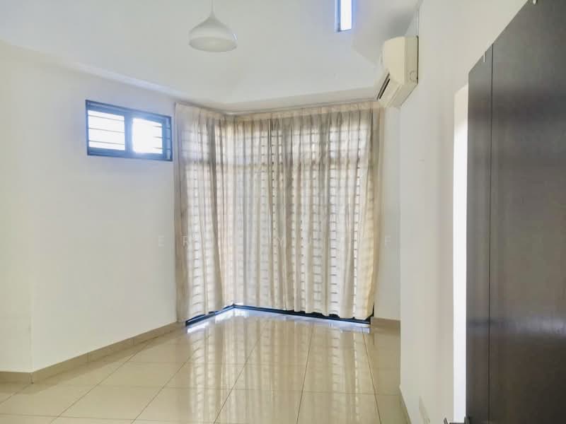2-storey Terraced House for Sale in Laman Glenmarie (Shah Alam) - Erin Yusof - PropertyGuru.com.my