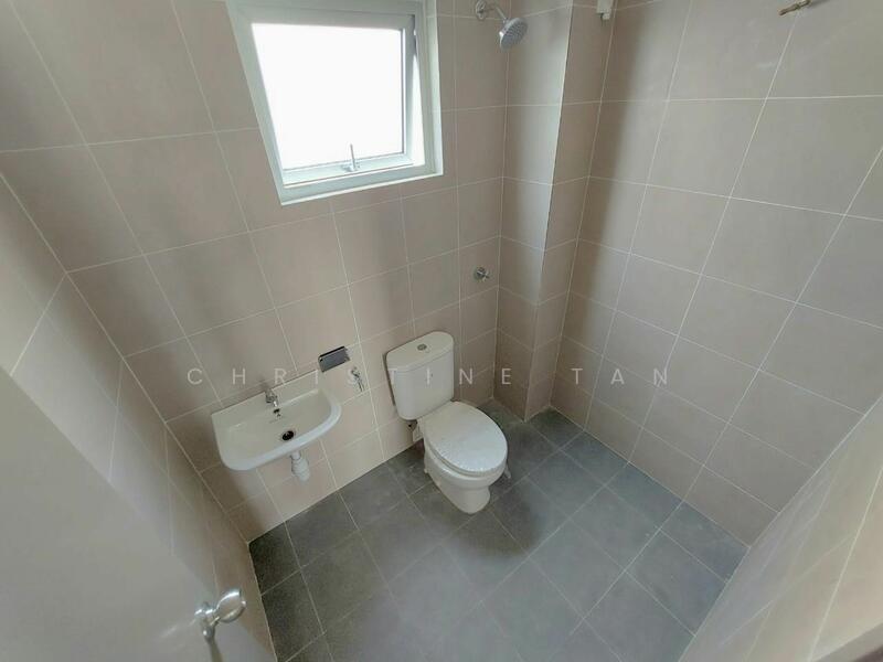 Terraced House for Sale in Kampung Selangor Dredging (Dengkil) - Christine Tan - PropertyGuru.com.my