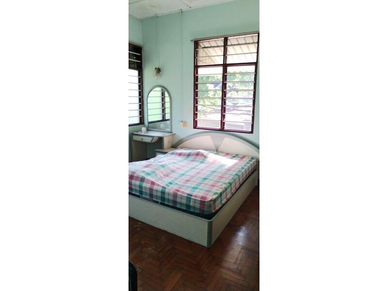 Untuk Dijual - Jalan Batu Perempuan