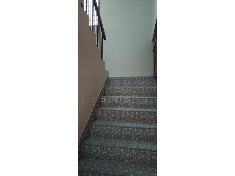 Untuk Dijual - Jalan Batu Perempuan