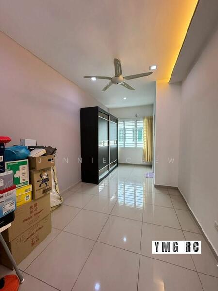 Untuk Dijual - 3-storey Terraced House at Bandar Botanic