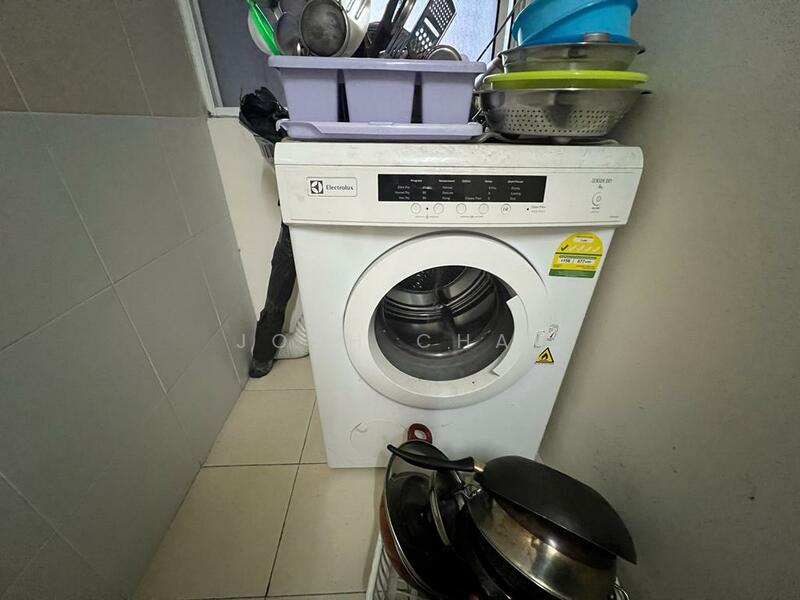 For Rent - Pacific Place