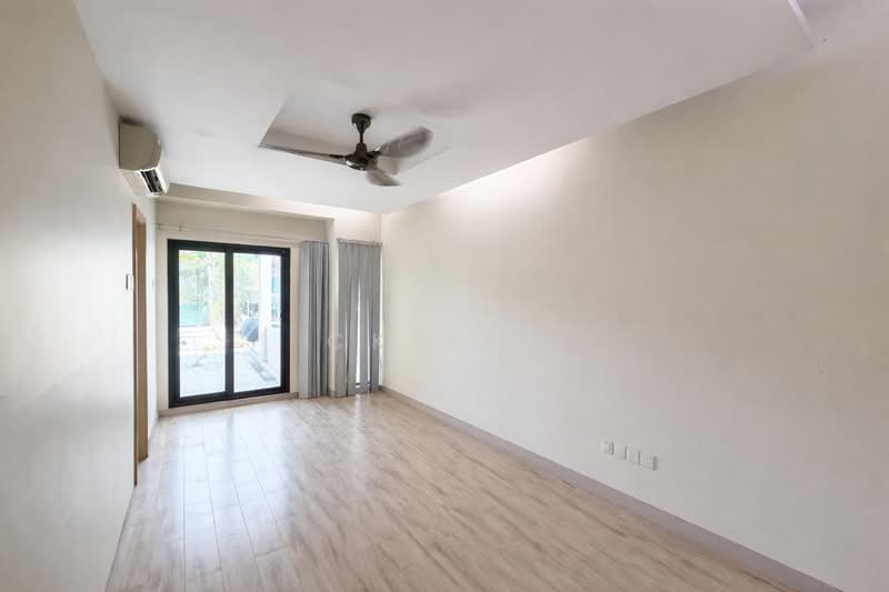 Untuk Dijual - 3-storey Terraced House at Taman Esplanad