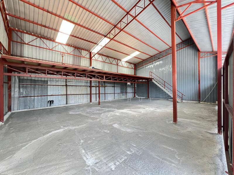 Untuk Disewa - Setapak Newly Built Single Storey Warehouse with Toilet