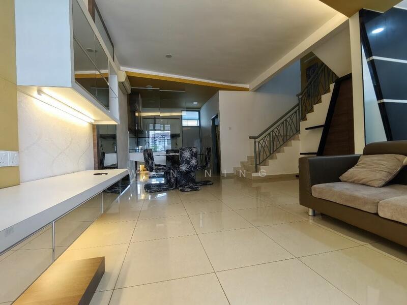 Taman Seri Austin (Unblock View )