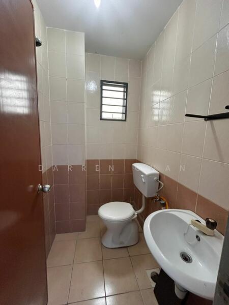 For Rent - Suria Court