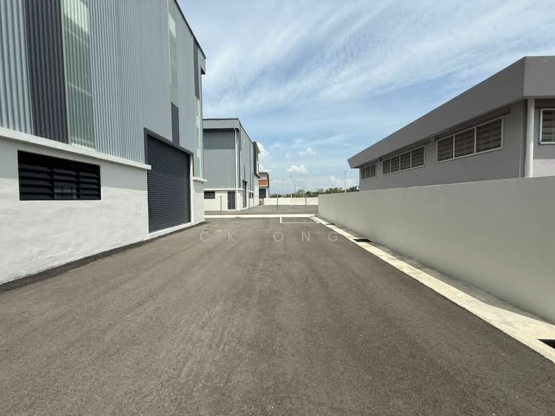 Semi-D Factory for Sale in Taman Perindustrian Bukit Minyak (Bukit Minyak) - CK Ong - PropertyGuru.com.my