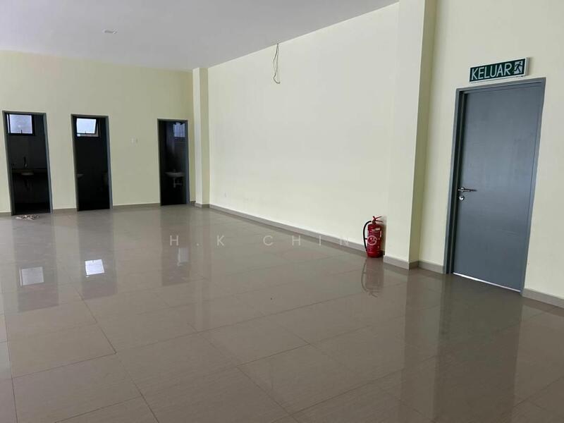 2 Acres Detached Factory Warehouse 2000Amp Senawang Industrial untuk Untuk Disewa - RM 58,000 /bulan, Mac 2026 - PropertyGuru.com.my