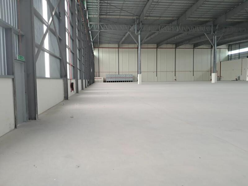 2 Acres Detached Factory Warehouse 2000Amp Senawang Industrial untuk Untuk Disewa - RM 58,000 /bulan, Mac 2026 - PropertyGuru.com.my