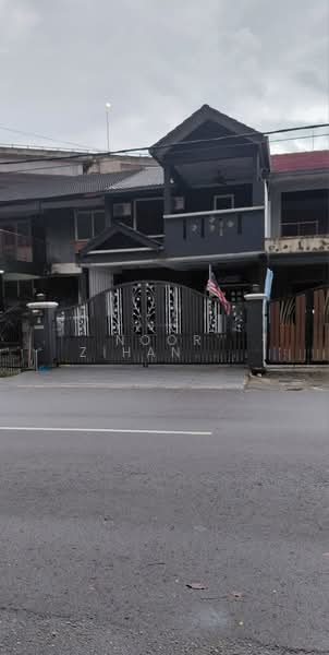 Rumah Teres 2 Tingkat untuk Dijual di Kampung Pandan Dalam (Ampang) - Noor Zihan Nordin - Exterior - PropertyGuru.com.my
