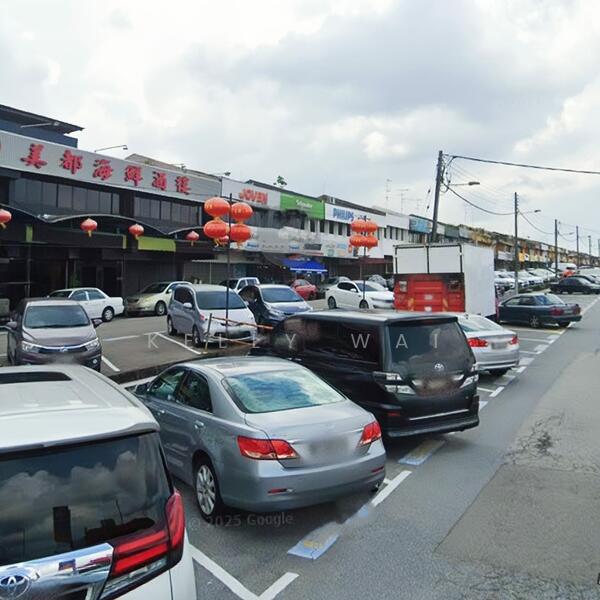 For Sale - Jalan Perwira @ Taman Ungku Tun Aminah Double Storey Shoplot For Sale