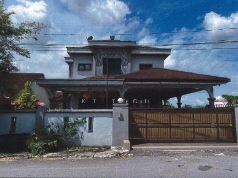 Untuk Dijual - Below Market Value; 2 Sty Bungalow @ Taman Julaiha, Hutan Melintang