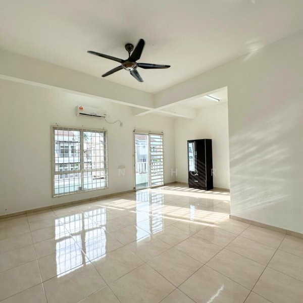 Untuk Disewa - Taman Naluri Ria 3 Storey House