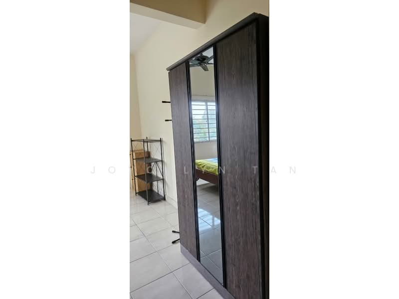 Condominium for Rent at Lagoon Suites - Joycelyn Tan - Bedroom - PropertyGuru.com.my