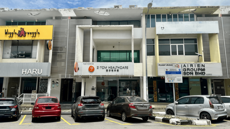 For Sale - Corner Shop @ Tmn Esplanad , Good for Invest with ROI 4.7%