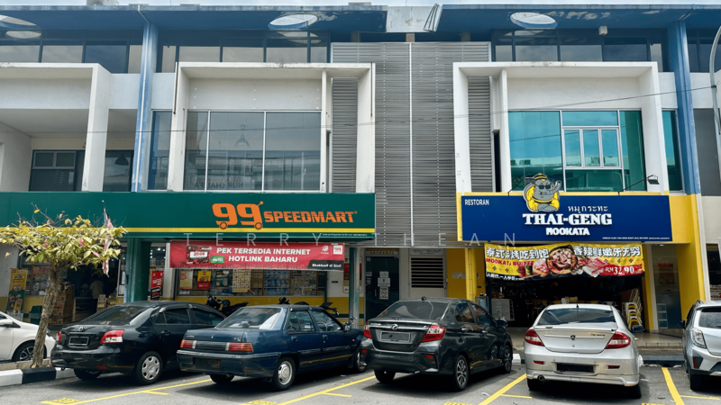 For Sale - Corner Shop @ Tmn Esplanad , Good for Invest with ROI 4.7%