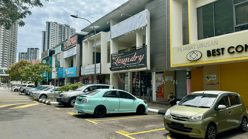 For Sale - Corner Shop @ Tmn Esplanad , Good for Invest with ROI 4.7%