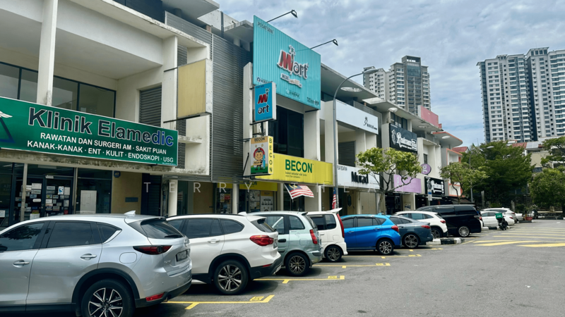 For Sale - Corner Shop @ Tmn Esplanad , Good for Invest with ROI 4.7%