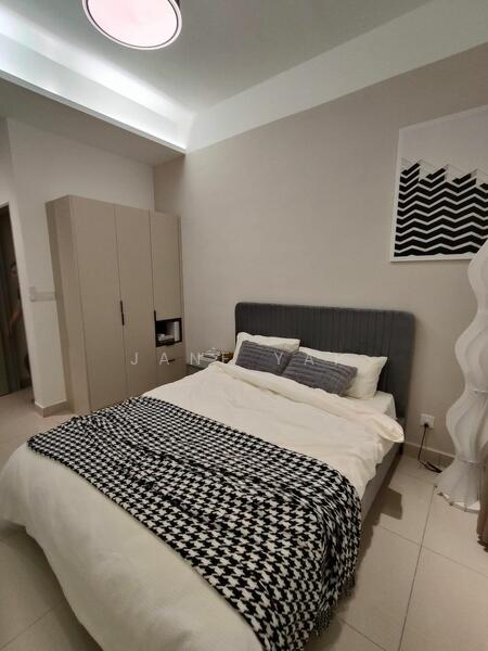 Untuk Disewa - M Oscar