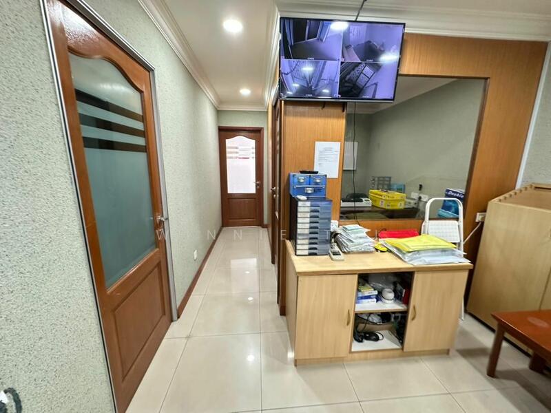 For Rent - shop office fully reno fully furniture