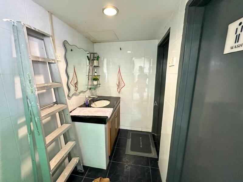 For Rent - shop office fully reno fully furniture