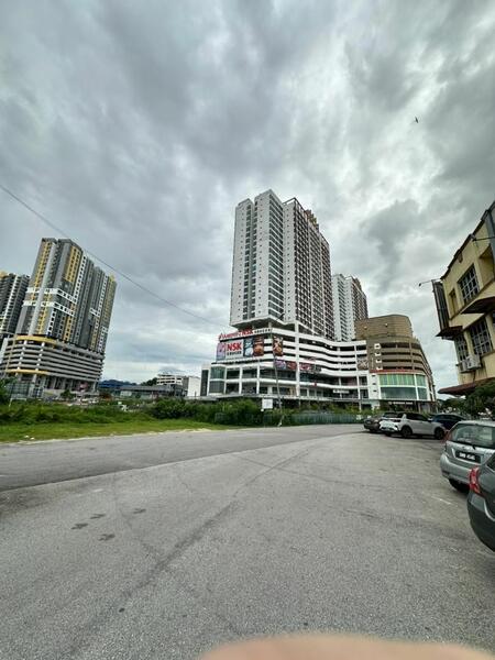 For Rent - shop office fully reno fully furniture