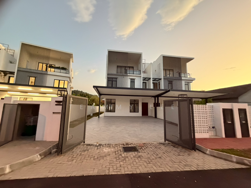 Untuk Dijual - 3sty New Completed Semi-D Taman Ikhlas Bandar Sungai Long