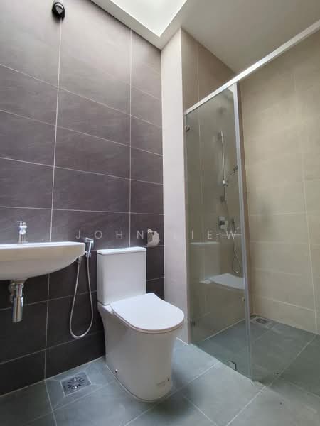 3-storey Terraced House for Sale in BANDAR PUCHONG JAYA (Puchong) - John Liew - Bathroom - PropertyGuru.com.my