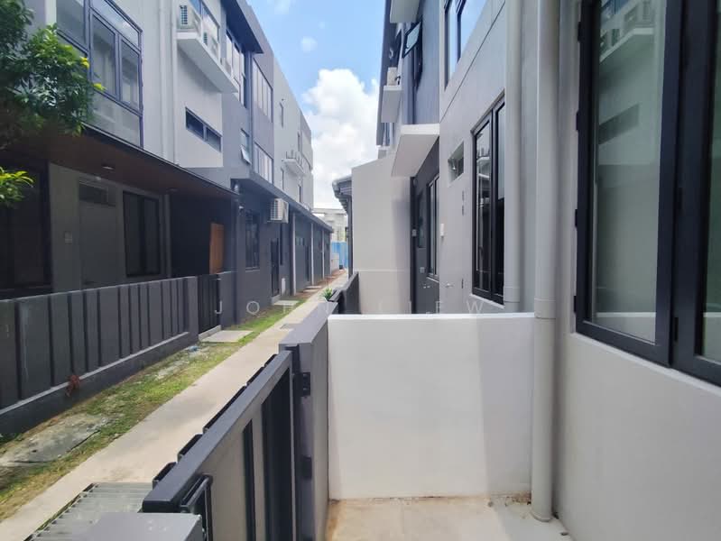 3-storey Terraced House for Sale in BANDAR PUCHONG JAYA (Puchong) - John Liew - Exterior - PropertyGuru.com.my
