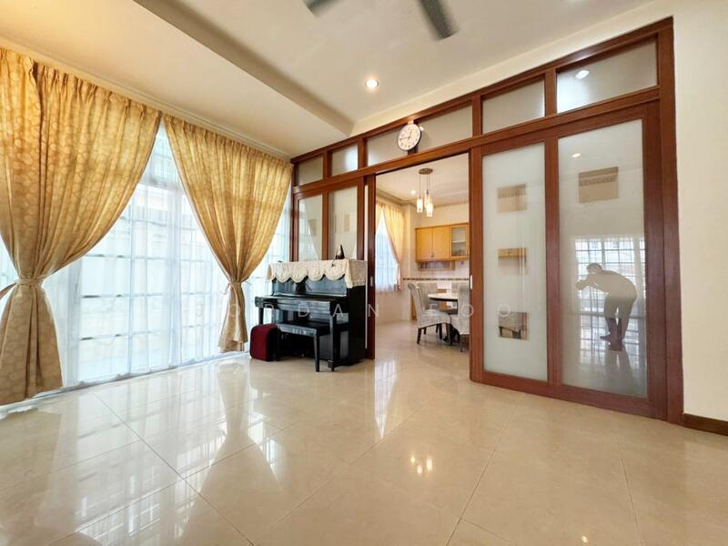 Untuk Dijual - Halaman Bukit Gambir