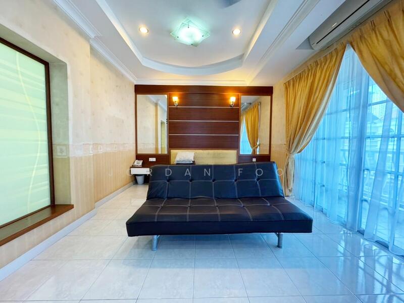 Untuk Dijual - Halaman Bukit Gambir