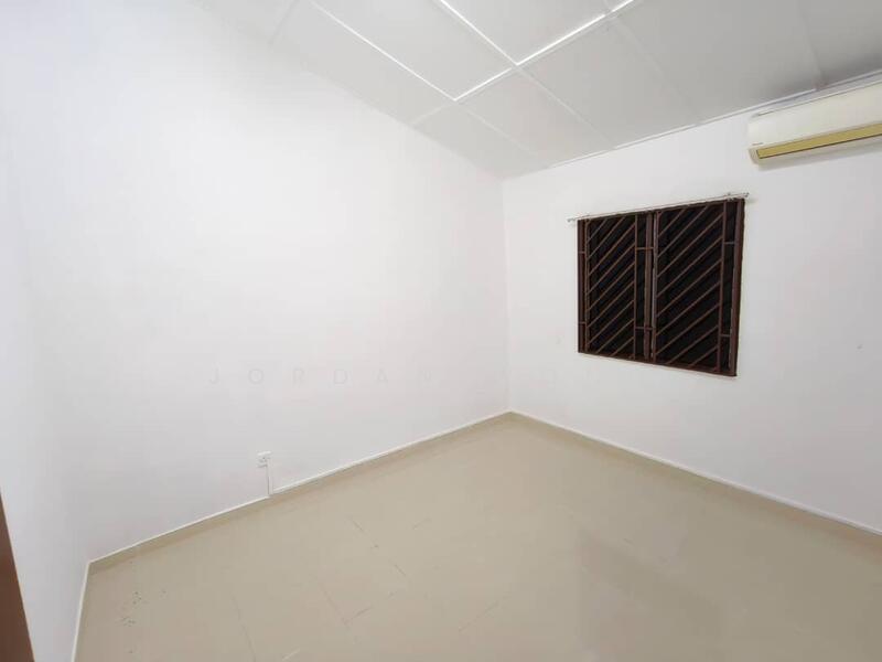 For Rent - Jalan Lembah, Taman Desa Jaya