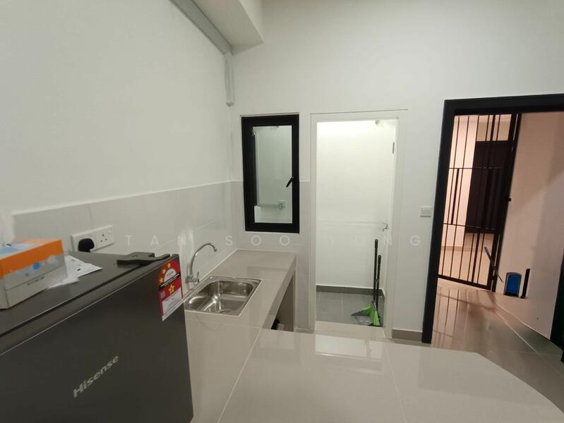 Untuk Disewa - MKH Boulevard II