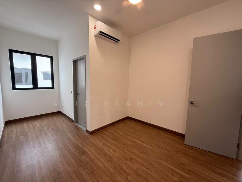 For Rent - Sejati Lakeside 2