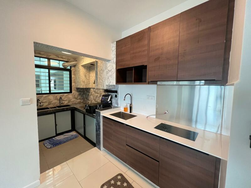 For Rent - Three33 Residence