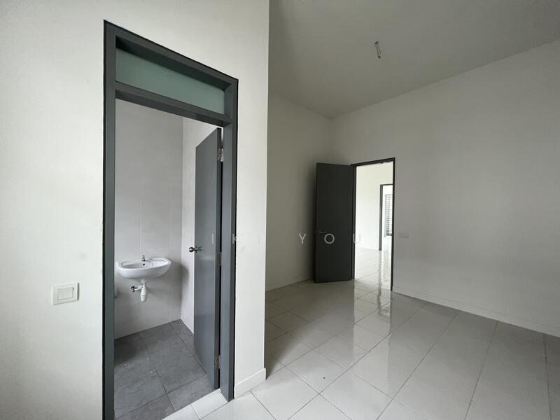 2-storey Terraced House for Sale in Bandar Saujana Putra (Tanjong Duabelas) - Miki You - PropertyGuru.com.my